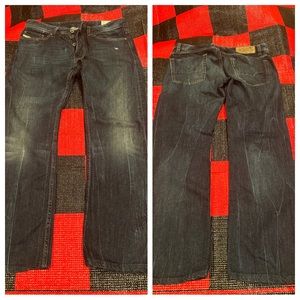 Diesel VIKER Regular Straight WASH ORM80
Size 29 inseam crop to 28”